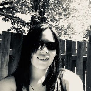 Meet your Posher, Gabi